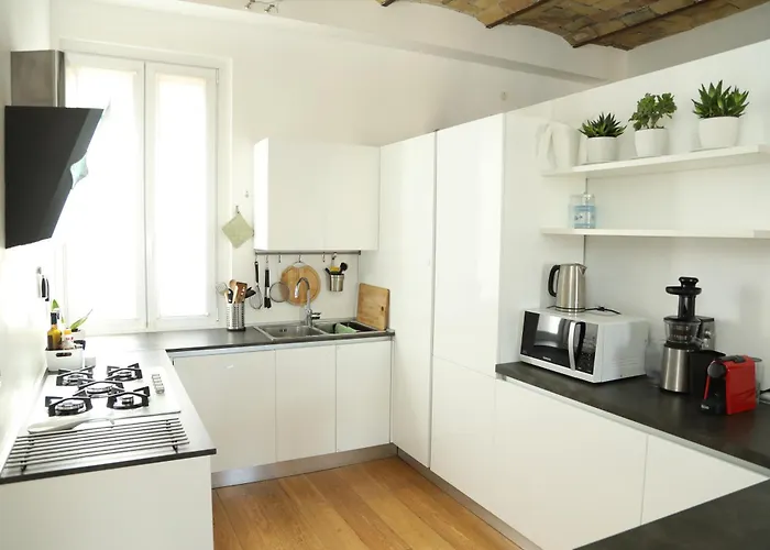 2br Modern Silent In Porta Pia Rom