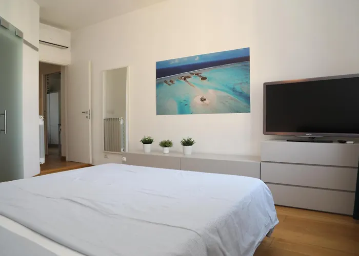 2br Modern Silent In Porta Pia Apartment Rom